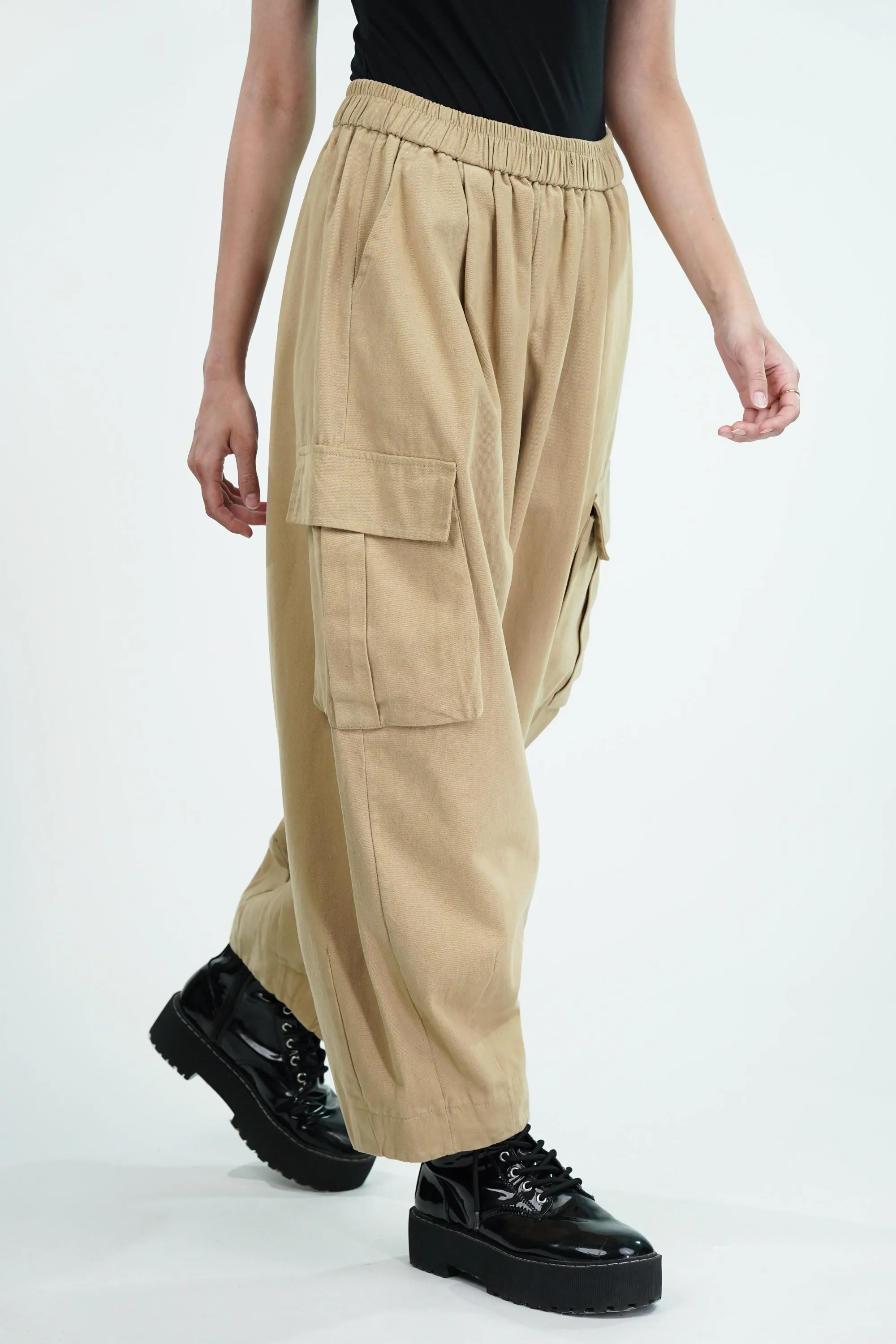 Creamy Yellow Balloon Cargo Pants