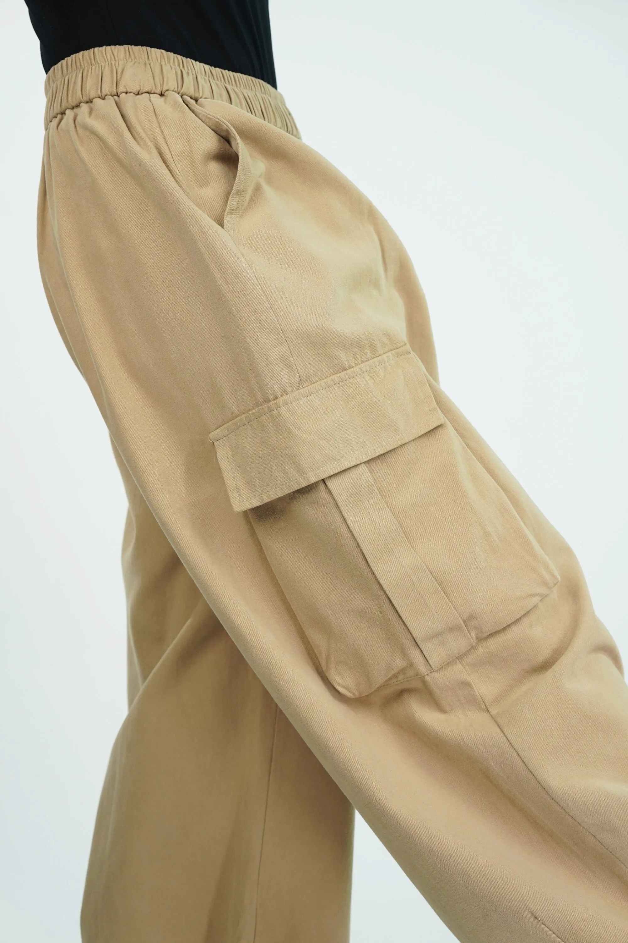 Creamy Yellow Balloon Cargo Pants