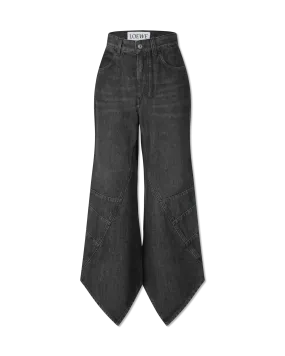 Curved Jeans