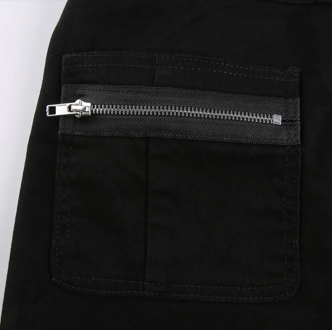 Women's Spring/Autumn Punk Gothic Low Waist Pants with Rivets
